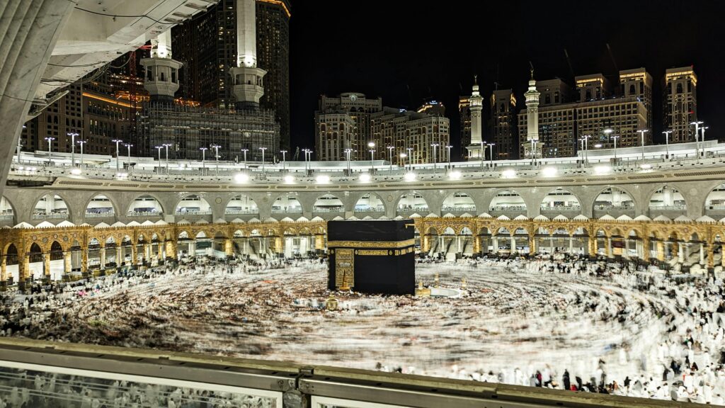 This is just another epic picture. Of course we added 'Umrah UK' and 'Umrah London' in the alt text.