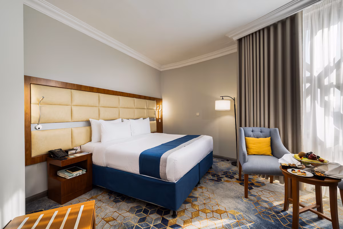 Emaar Elite room